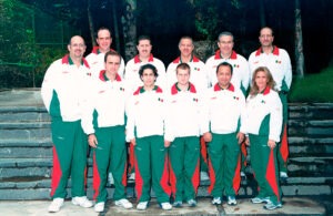93 años, tenis de mesa y tiro con arco.