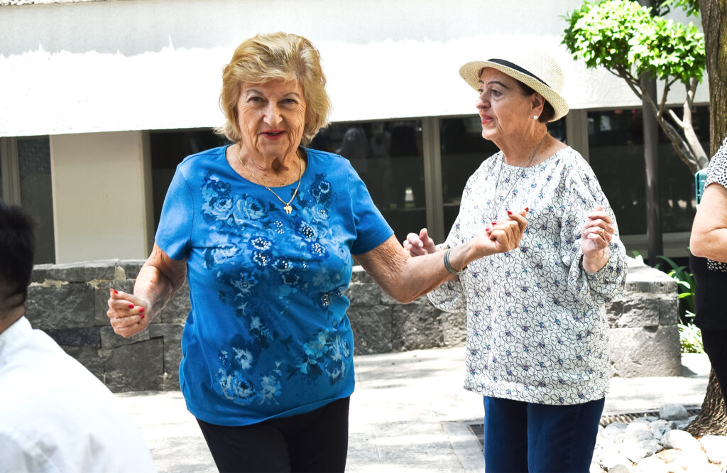 ¡Activa tu mente, cuerpo y espíritu con las Clases de Beyajad! Beyajad