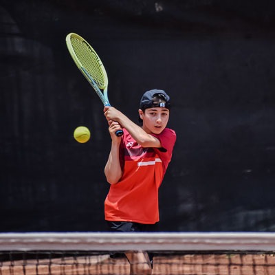 Tenis