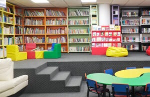 BIblioteca 70 años