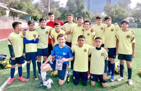 Los campeones Los campeones