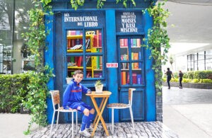 Un mundo en cáda página