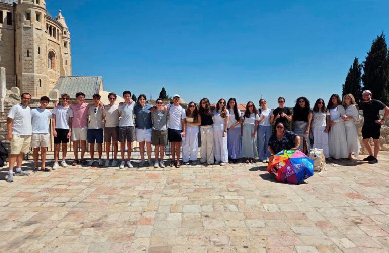 Shajar vive una experiencia inolvidable en su visita a Jerusalén
